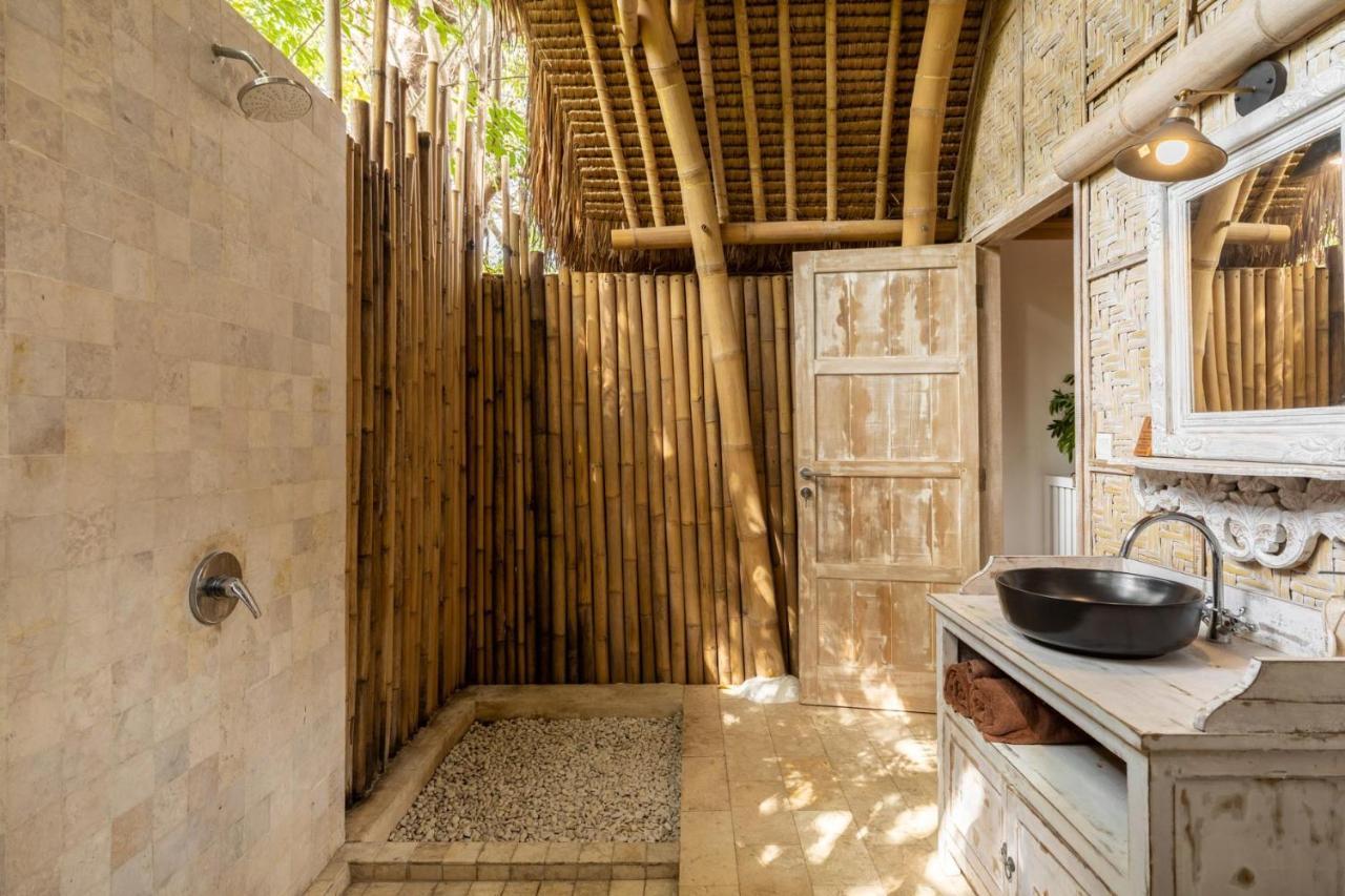 Amahelia Luxury Resort & Restaurant - Gili Asahan Exterior photo