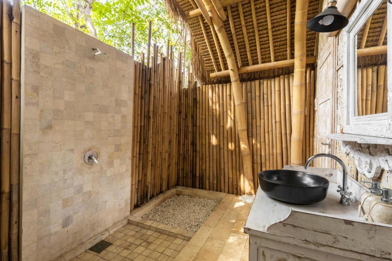 Amahelia Luxury Resort & Restaurant - Gili Asahan Exterior photo